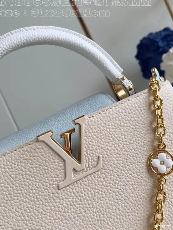 WIS LOUIS BB-31.5*20*11CM CAPUCINES VUITTON 0424